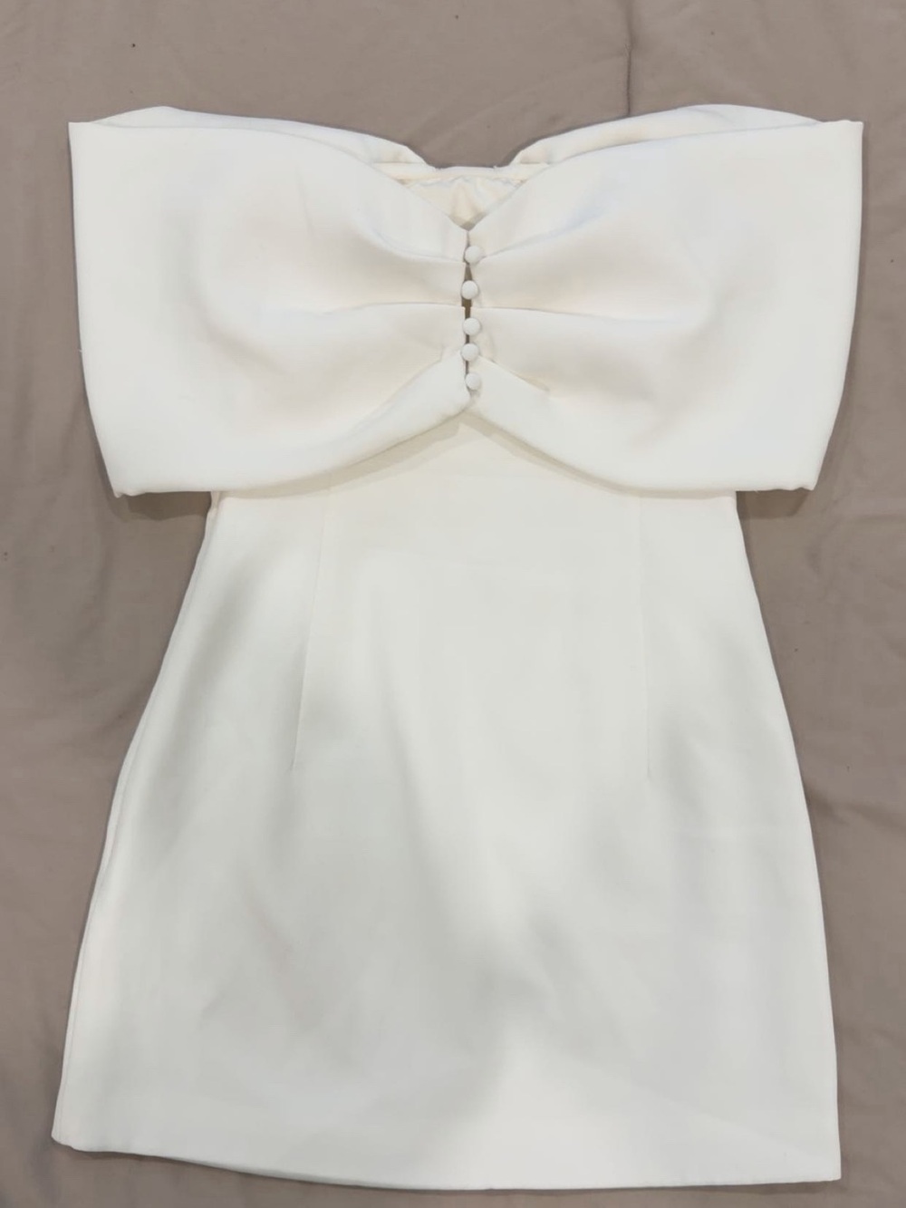 Meshki Off-Shoulder White Mini Dress - Picture 4 of 4